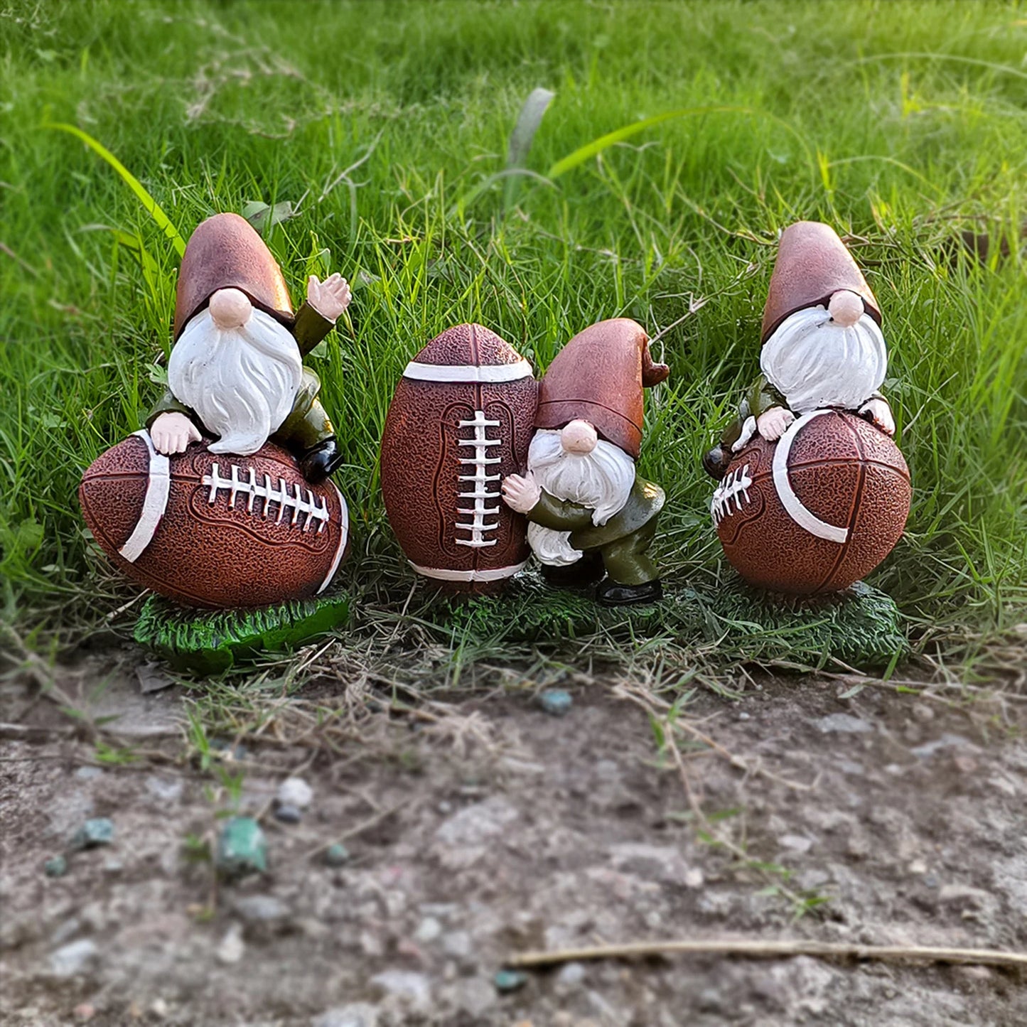 Rugby Gnome Statue Resin Decoration For Super Bowl Outdoor Garden